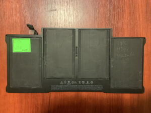 B4830 Акумулятор Оригінальний APPLE A1496 Знос: 50% A1405 A1466 A1496