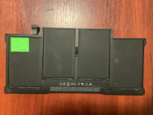 B4832 Акумулятор Оригінальний APPLE A1496 Знос: 40% A1405 A1466 A1496