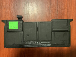 B4840 Акумулятор Оригінальний APPLE A1495 Знос: 38% Apple A1406, A1370 (2011), A1495, A1465 2012-2015.