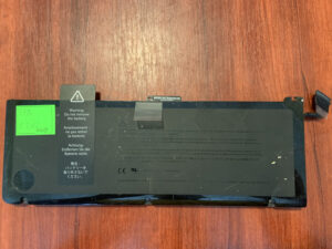 Акумулятор Оригінальний Apple A1309  Знос: 17% Apple MacBook Pro 17 A1297 (2009 Version) (5282)