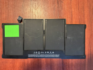 Акумулятор Оригінальний! APPLE A1496 Знос: 26% A1405 A1466 A1497 (5450)