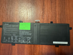 Акумулятор Оригінальний! ASUS C21N1833 Знос: 23% ASUS ZenBook 14 UM431 UM431DA UX431 UX431FA UX431FN UX431FL (5685)