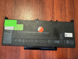 Акумулятор Оригінальний! DELL J60J5 Знос: 57% Dell Latitude E7260, E7270, E7470 (J60J5 R1V85 MC34Y 242WD) (B5753)